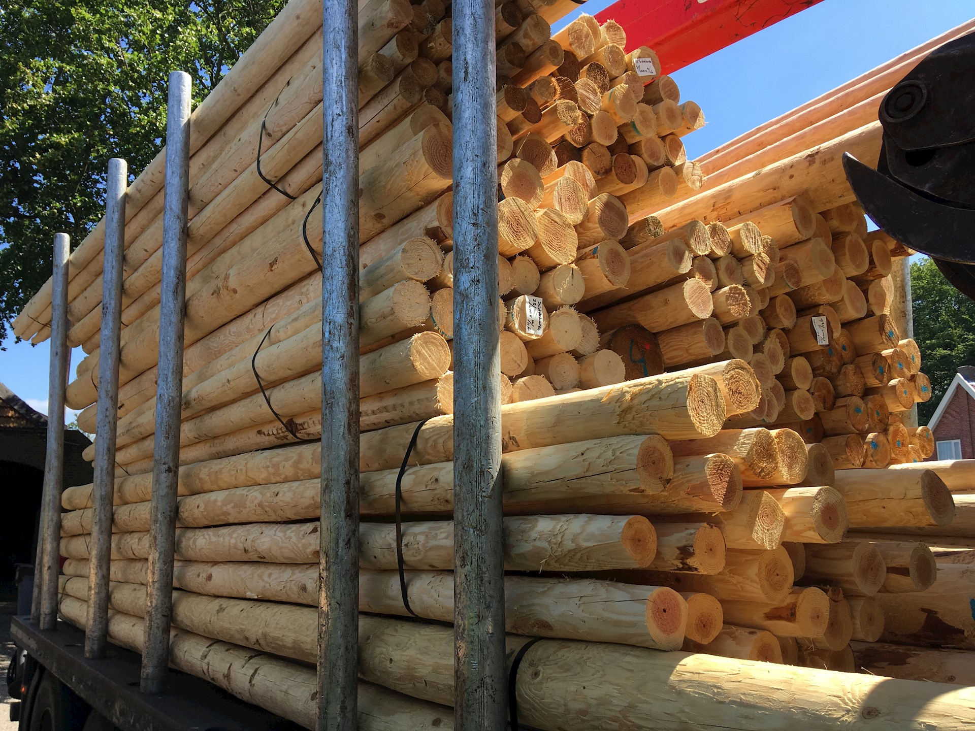 CA5F9624 7E83 4C96 B57B 838C1EC372D4