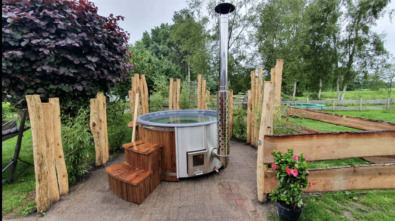 03CEF397 F904 4D9C BA4D E1D51D90028B 1 201 A