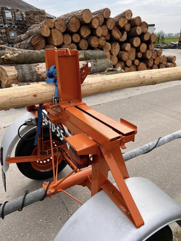 E75F9AD9 D401 4E5D 823F 1A841CBDD8FF