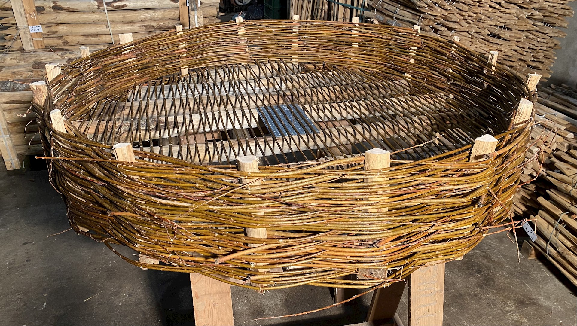 9AB9944B F4CF 43F4 ACD8 E35C072728ED